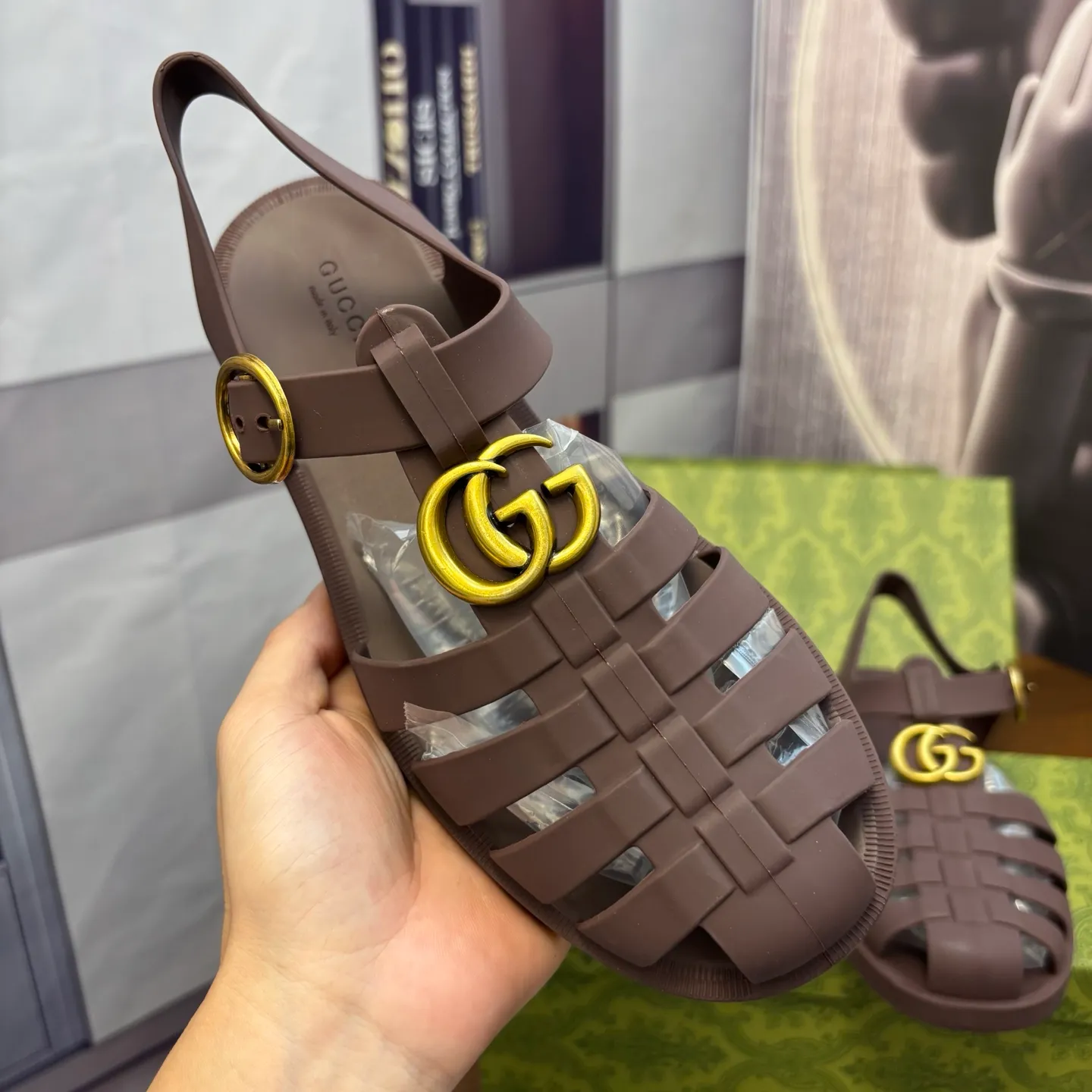 Men's shoes 260💰 [Gucci] Counter quality, top-quality original goods, real photos! Original TPU material, fine workmanship, comfortable; genuine 1:1 replica Size: 36 ~ 46